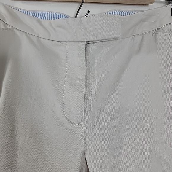 Tommy Hilfiger Women’s Stretch Khaki Pants Size 8 Straight Leg Beige Logo Back - Picture 4 of 8